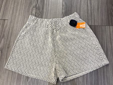 Shorts By Clothes Mentor  Size: M Online