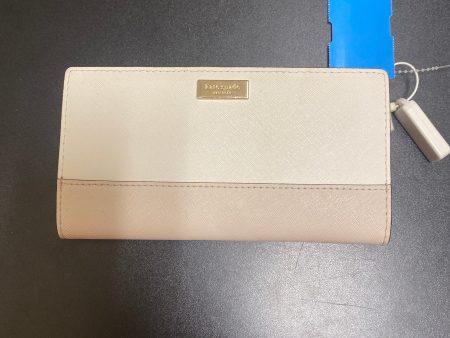 Wallet Designer By Kate Spade  Size: Medium For Sale