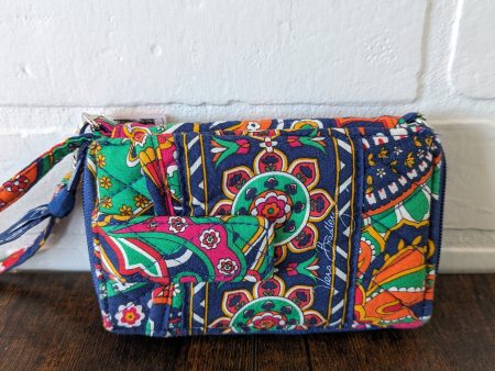 Wristlet By Vera Bradley  Size: Small Fashion