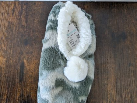 Slippers By Maurices For Cheap